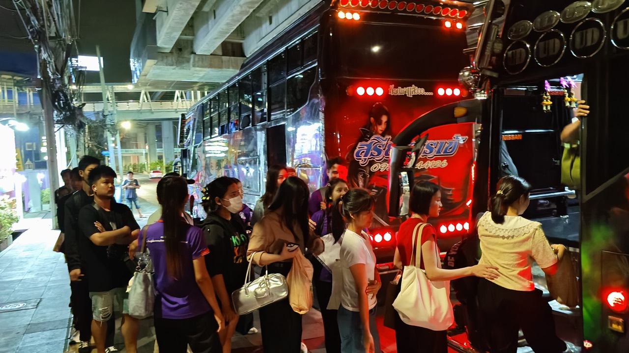 ทีมงาน JOWORK98 จัดส่งและตรวจสุขภาพแรงงาน